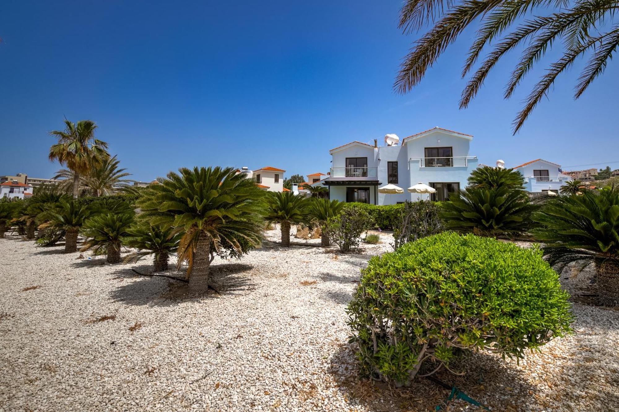 Platzia Beach Villas Paphos Luaran gambar