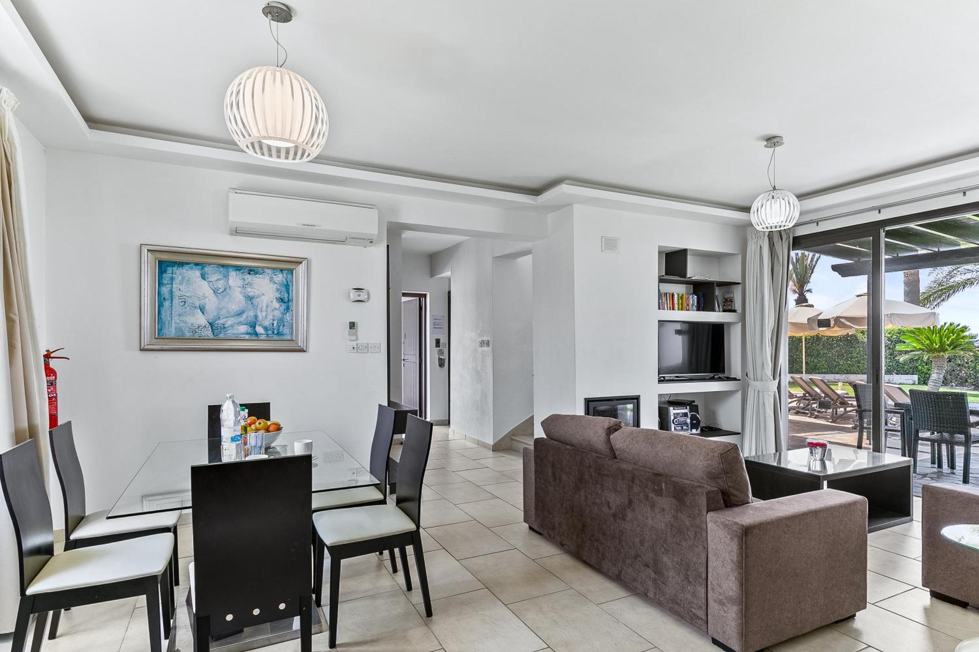 Platzia Beach Villas Paphos Luaran gambar