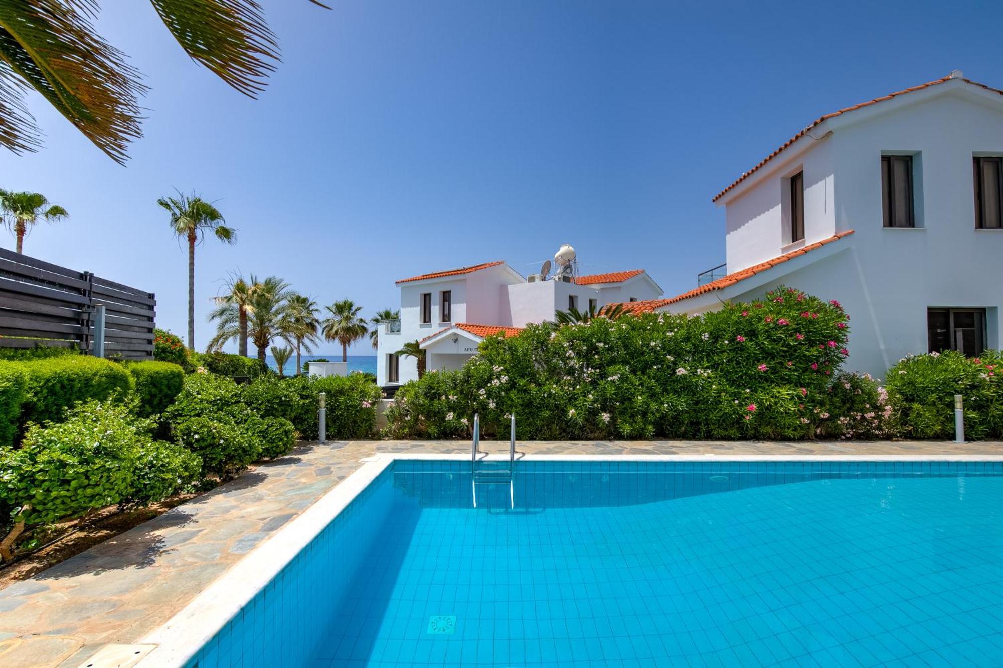 Platzia Beach Villas Paphos Luaran gambar