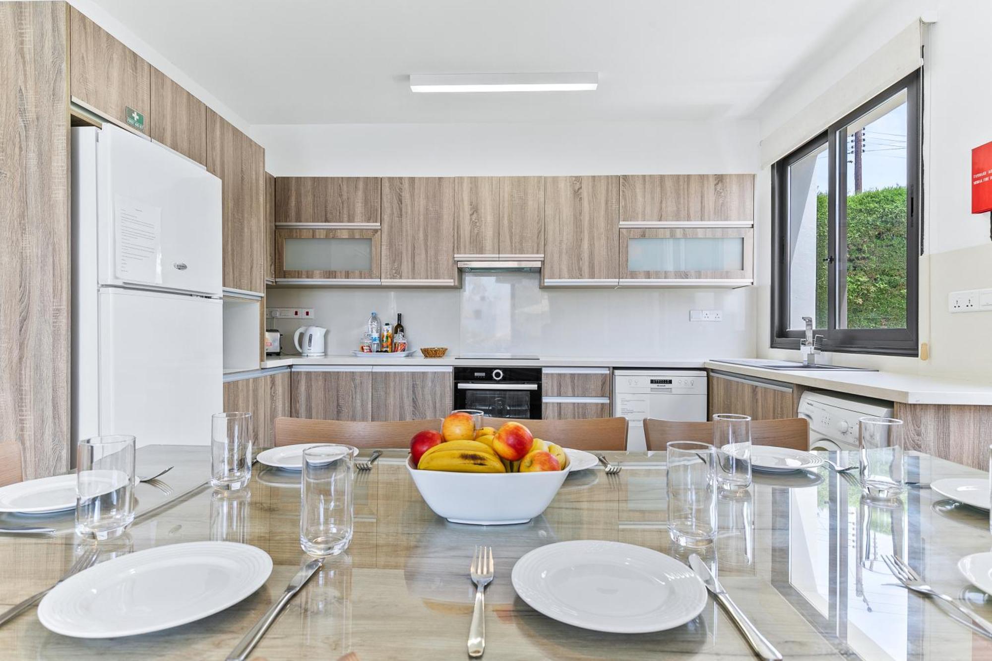 Platzia Beach Villas Paphos Luaran gambar