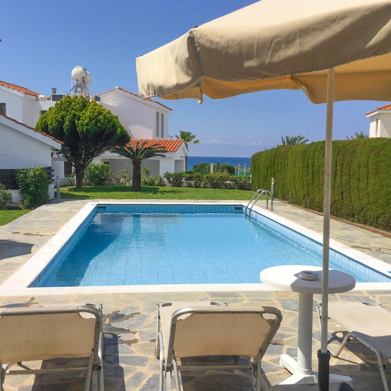 Platzia Beach Villas Paphos Luaran gambar